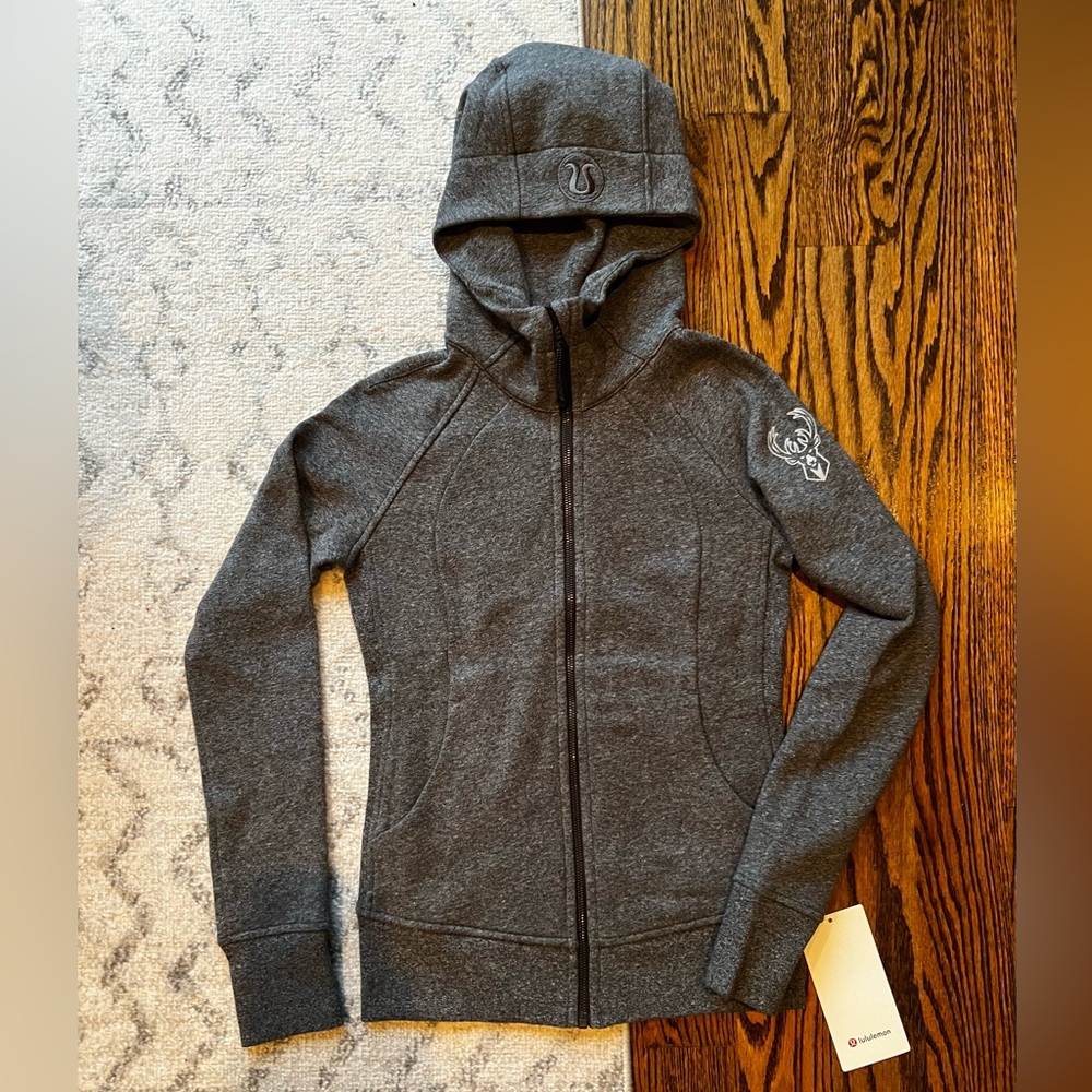 Lululemon Milwaukee Bucks Scuba Full Zip Hoody - Women’s Size 4 [NEW WITH TAG]